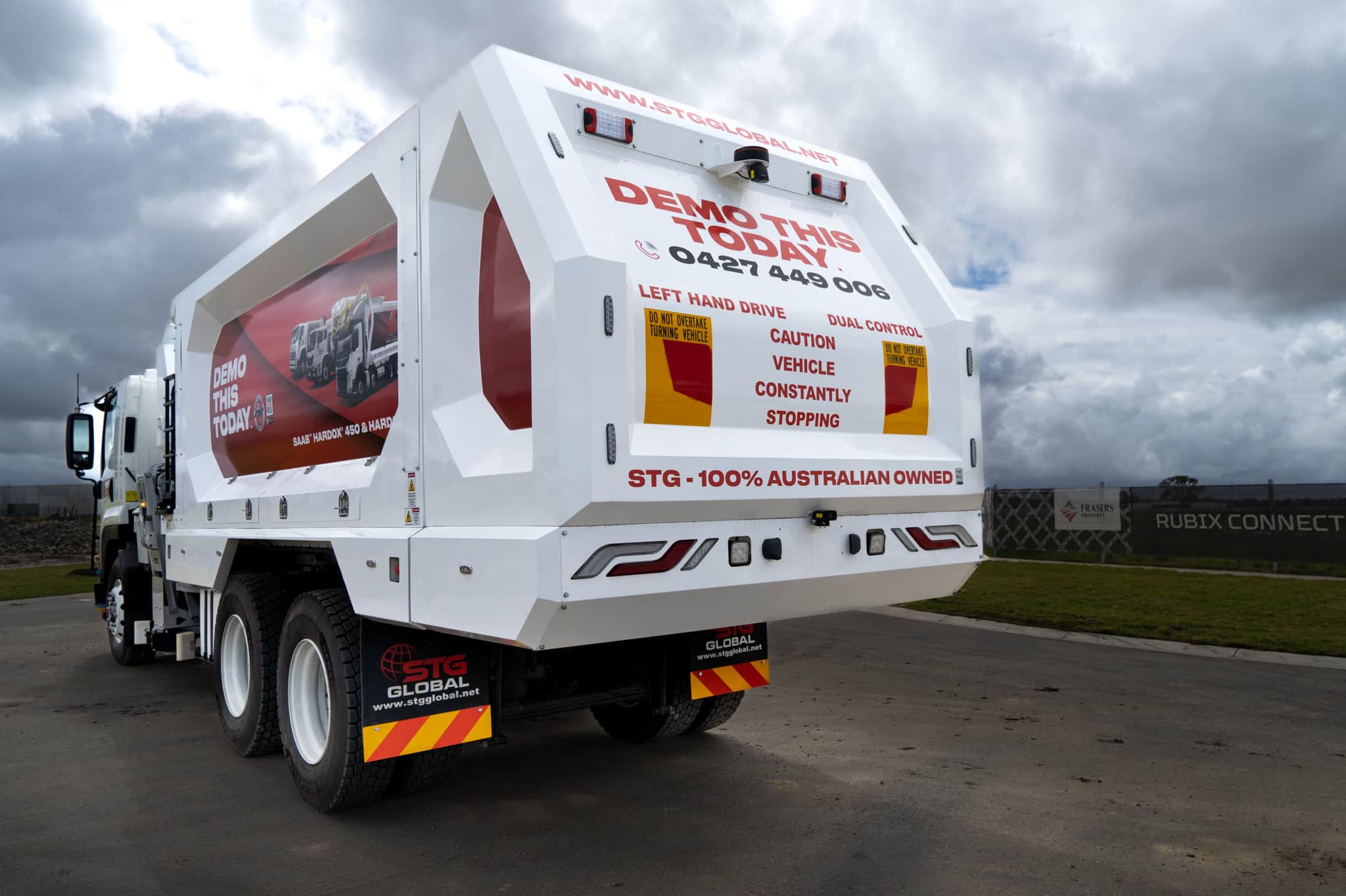 Side Loader Garbage Truck - STG Global